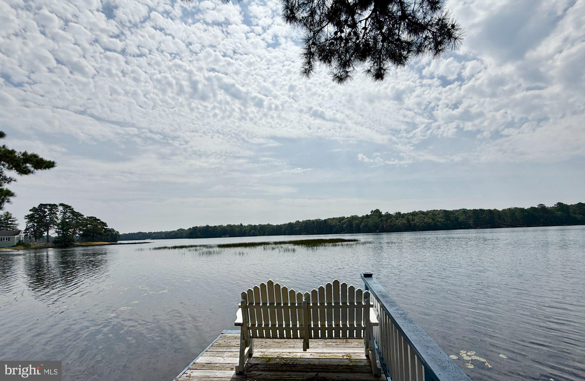312 SW LAKESHORE DRIVE