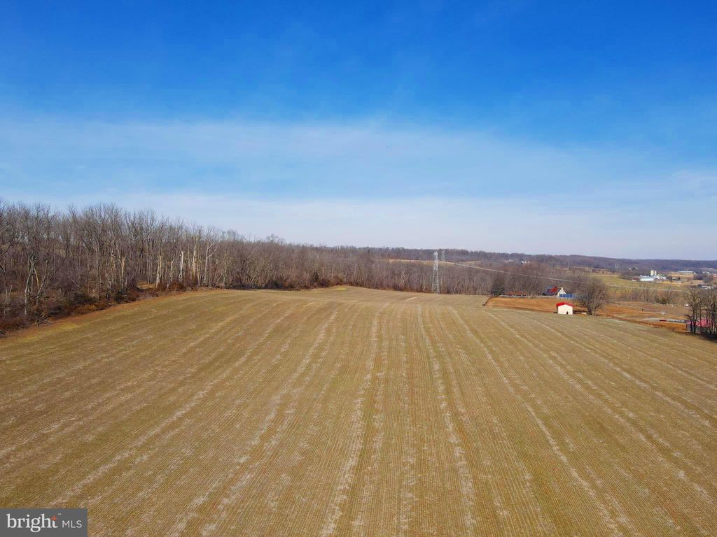 Photo of 243 Boulder Lane, ELIZABETHTOWN, PA 17022 (MLS # PALA2066106)