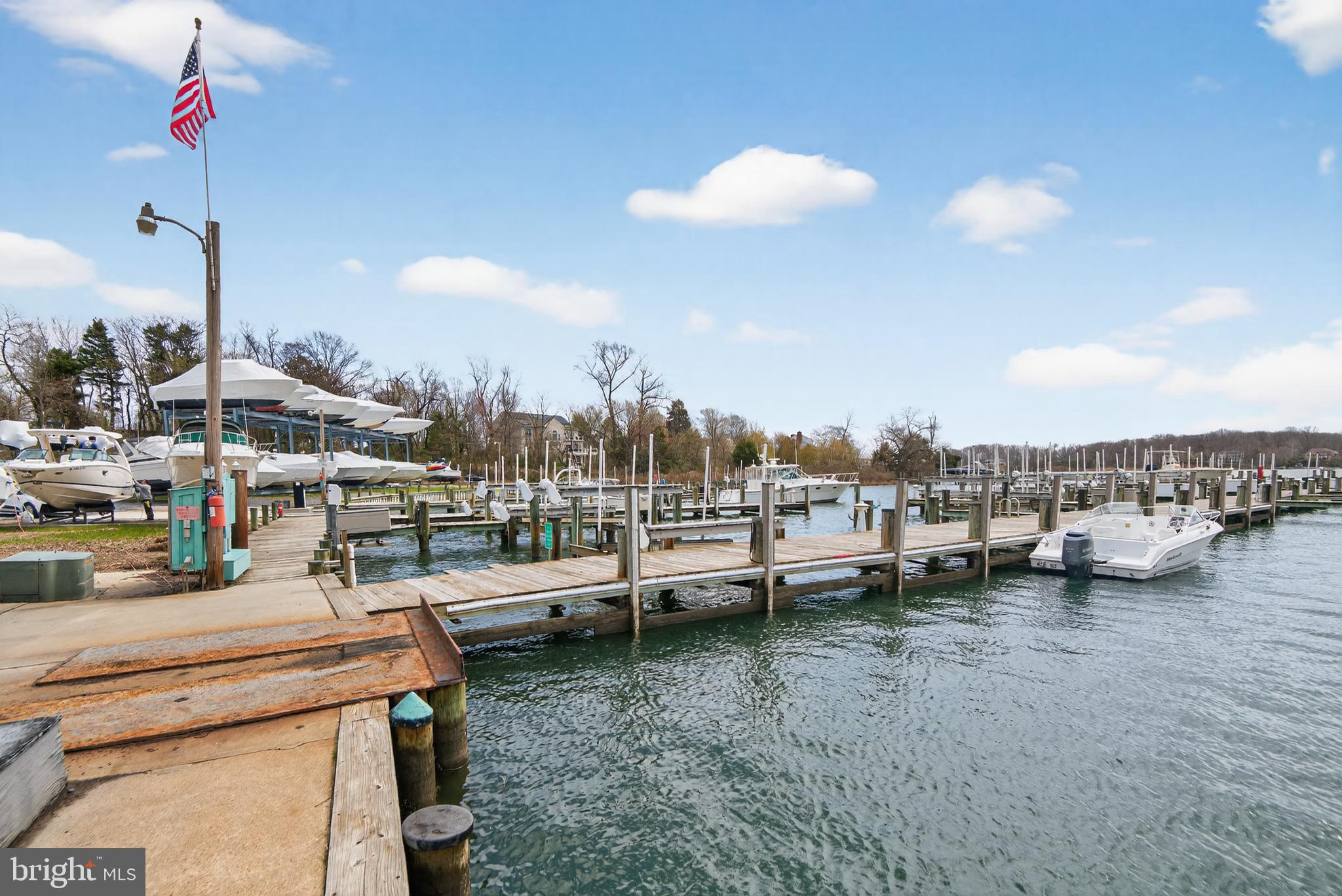 RIVER OAKS - Residential