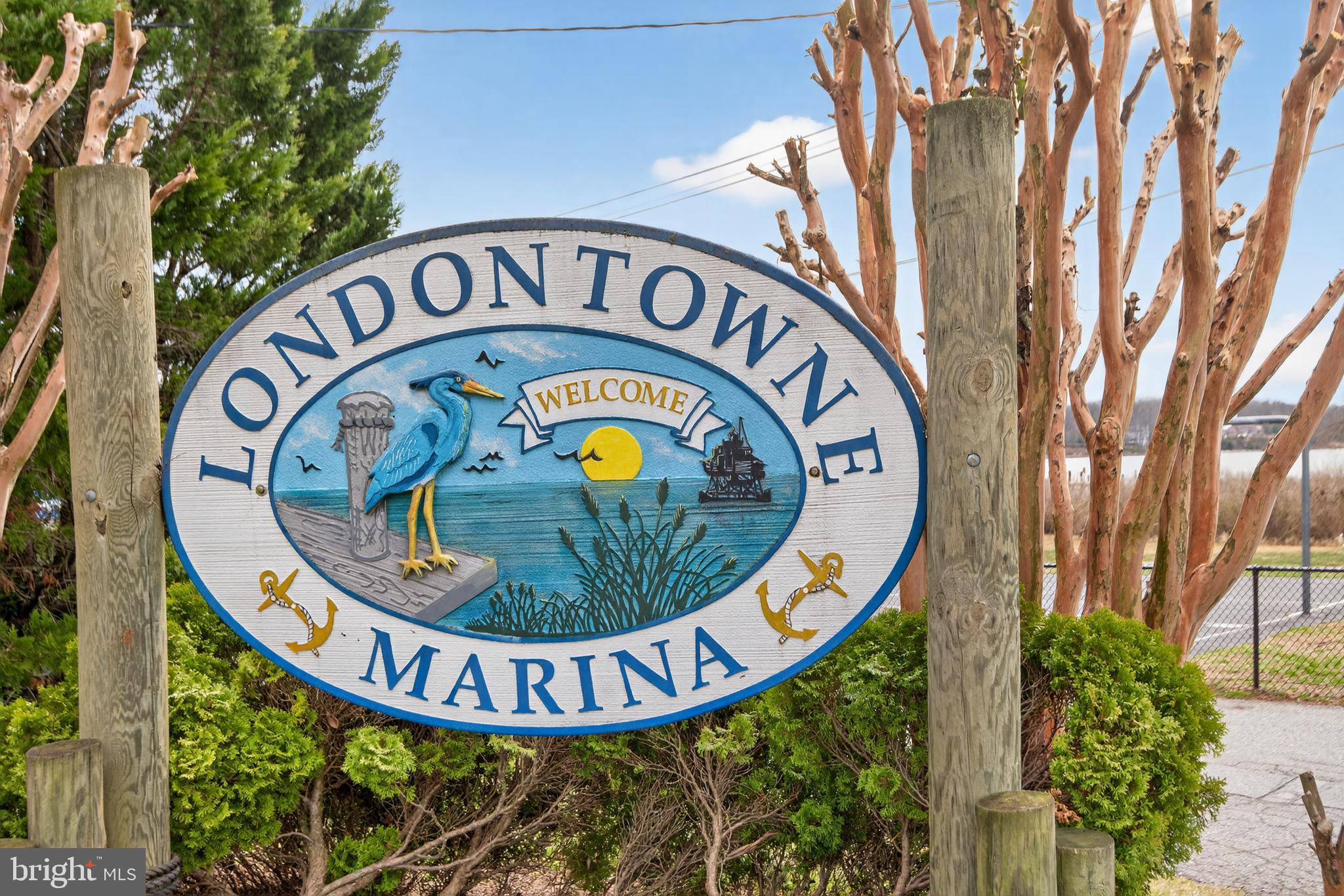 RIVER OAKS - Residential