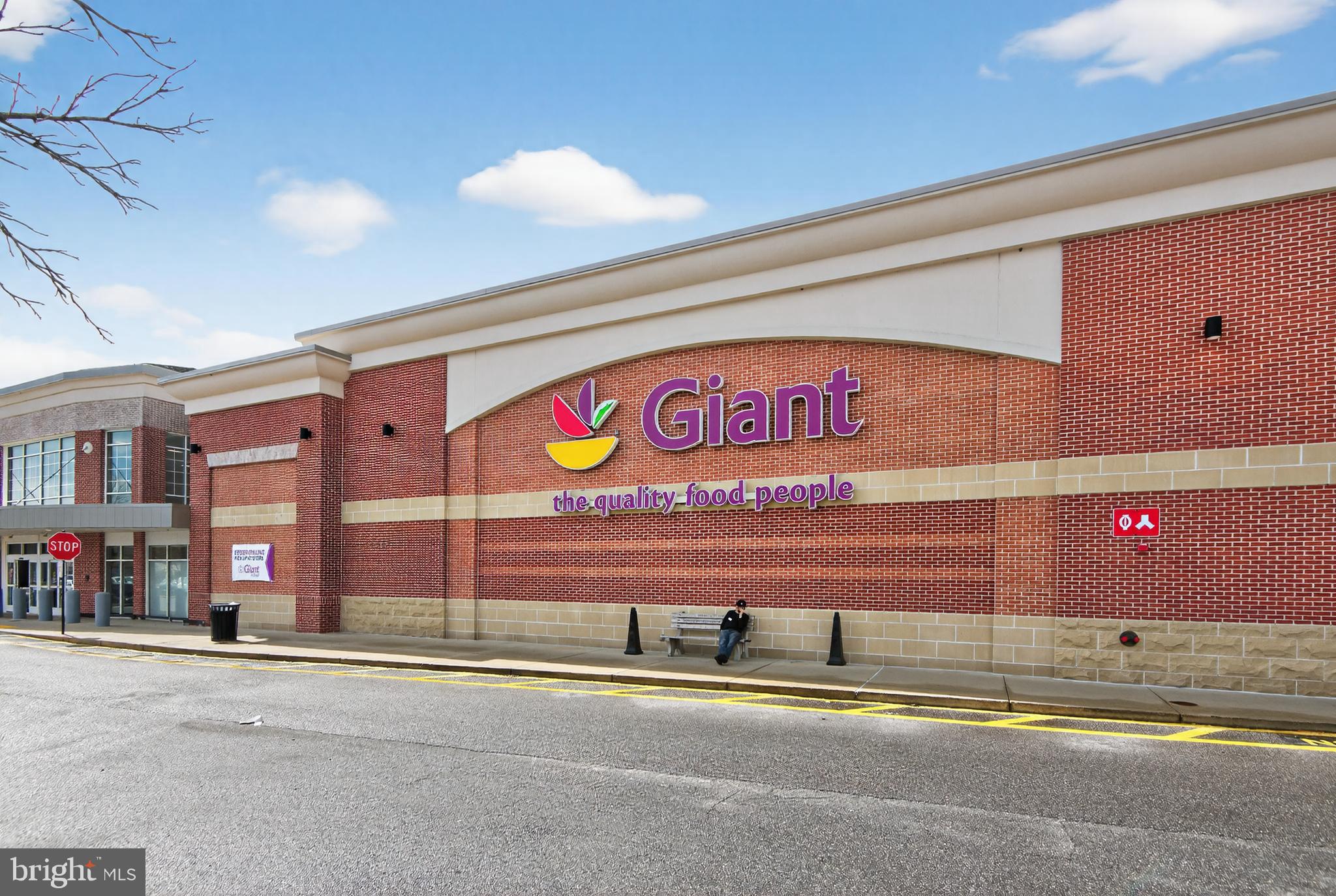 RIVER OAKS - Residential