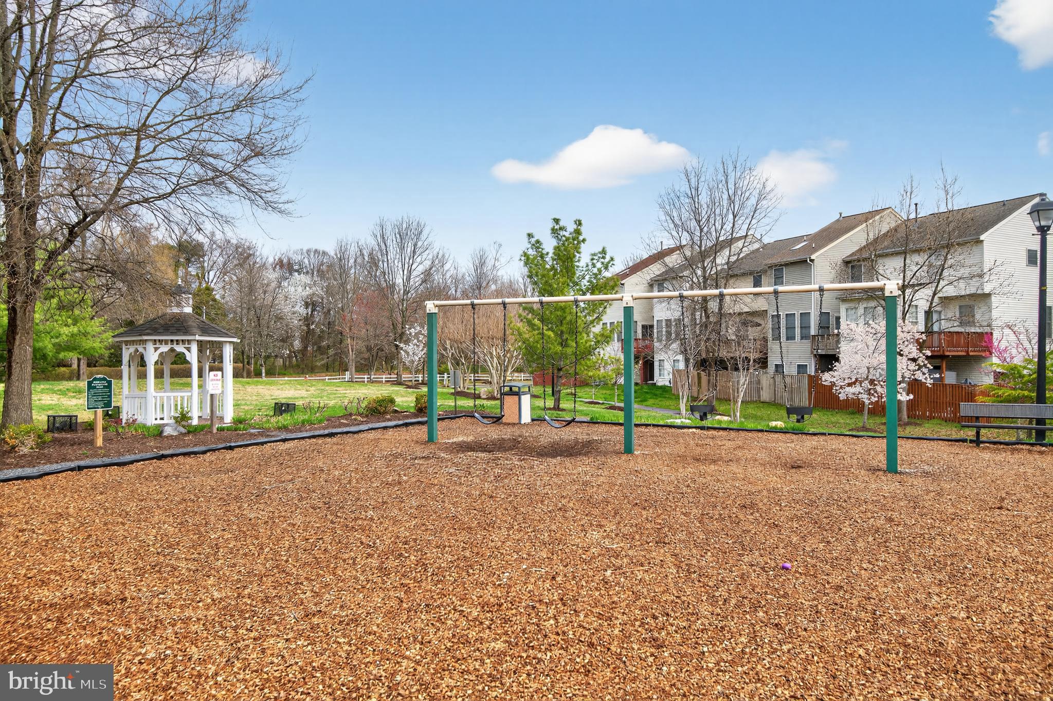 RIVER OAKS - Residential