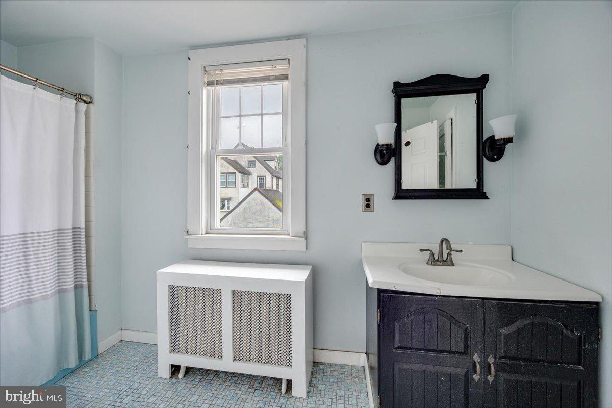 DREXEL PLAZA - Residential