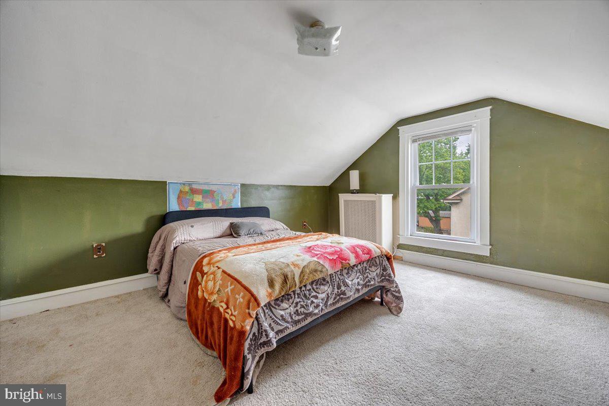 DREXEL PLAZA - Residential