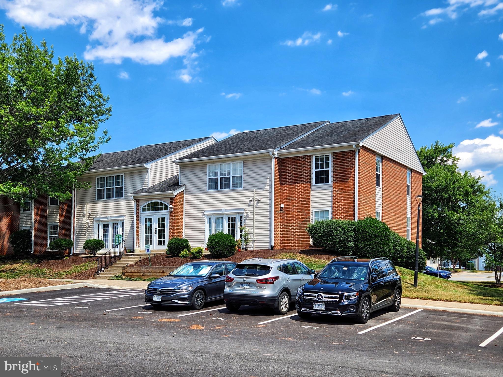 15641 HORSESHOE LANE