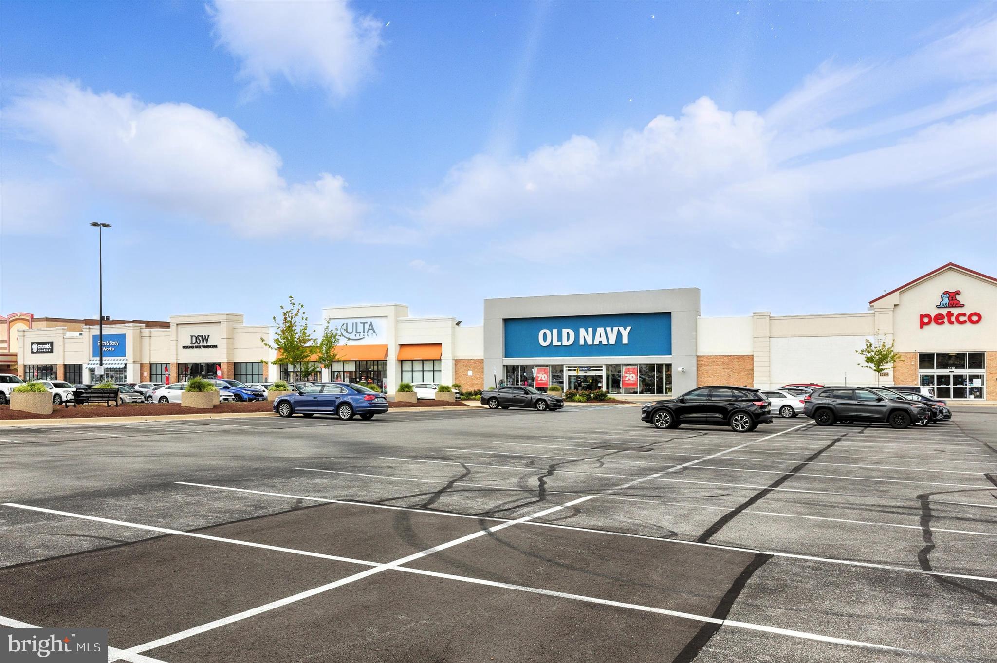 CROFTON MEWS CONDO - Residential