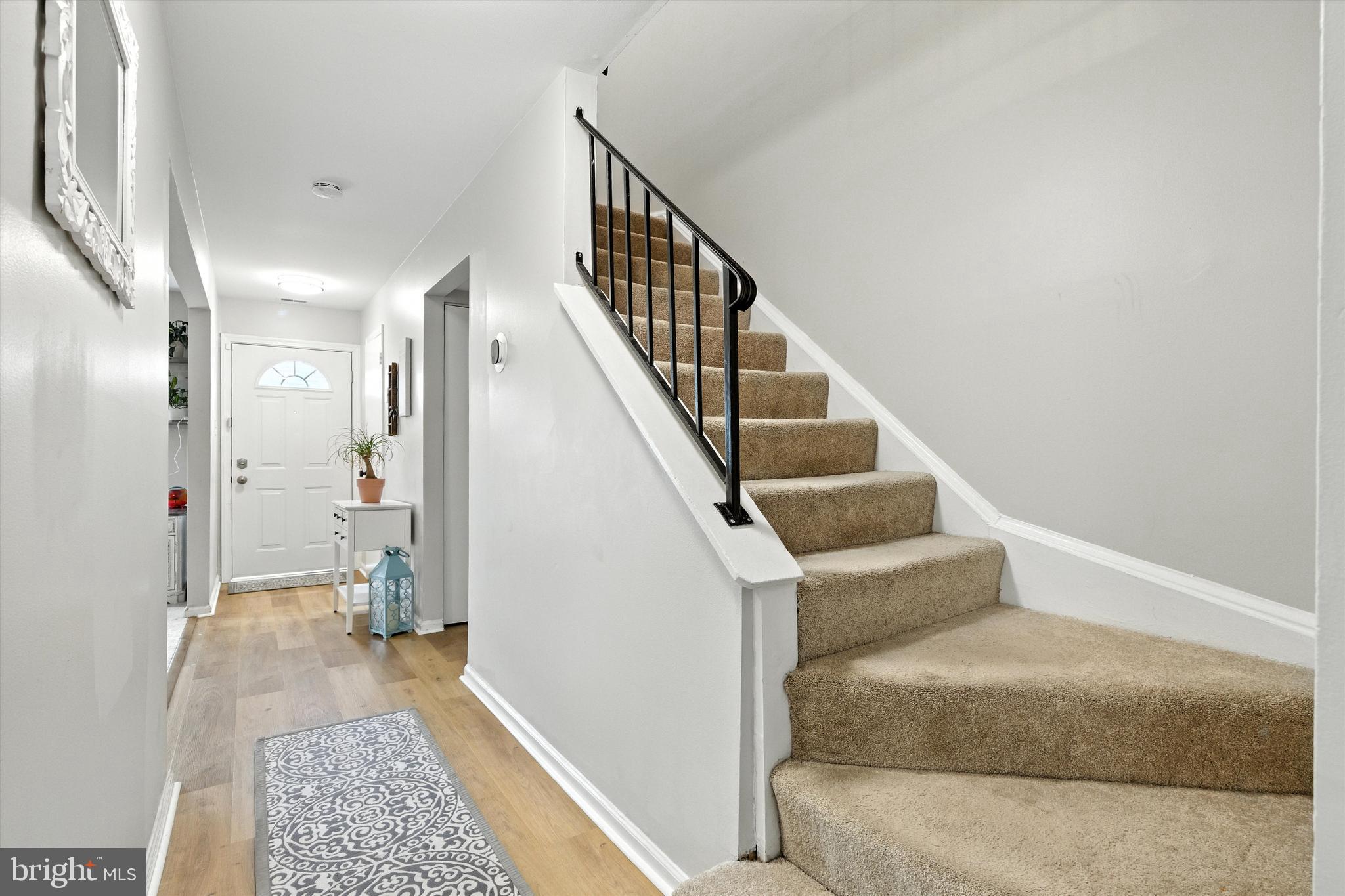 CROFTON MEWS CONDO - Residential