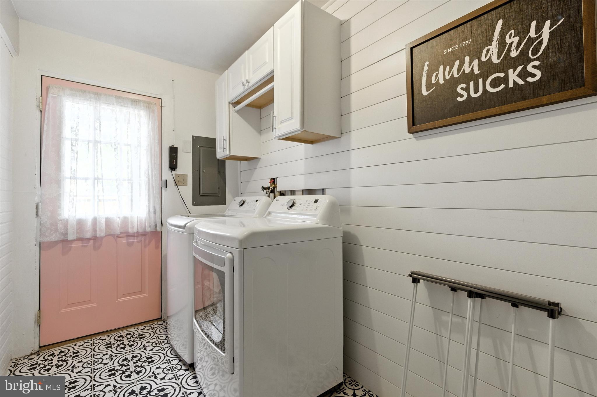 CROFTON MEWS CONDO - Residential