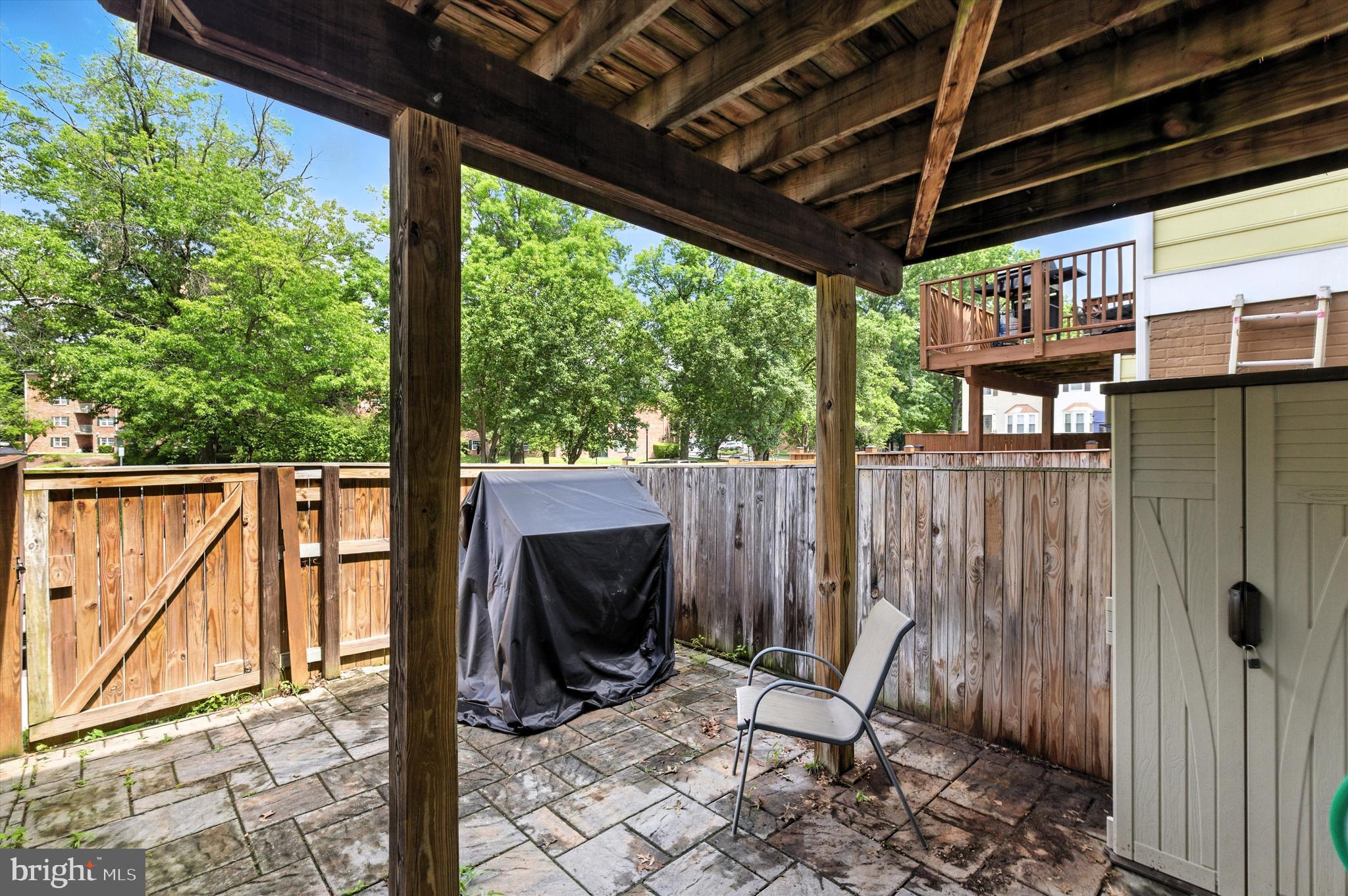 CROFTON MEWS CONDO - Residential