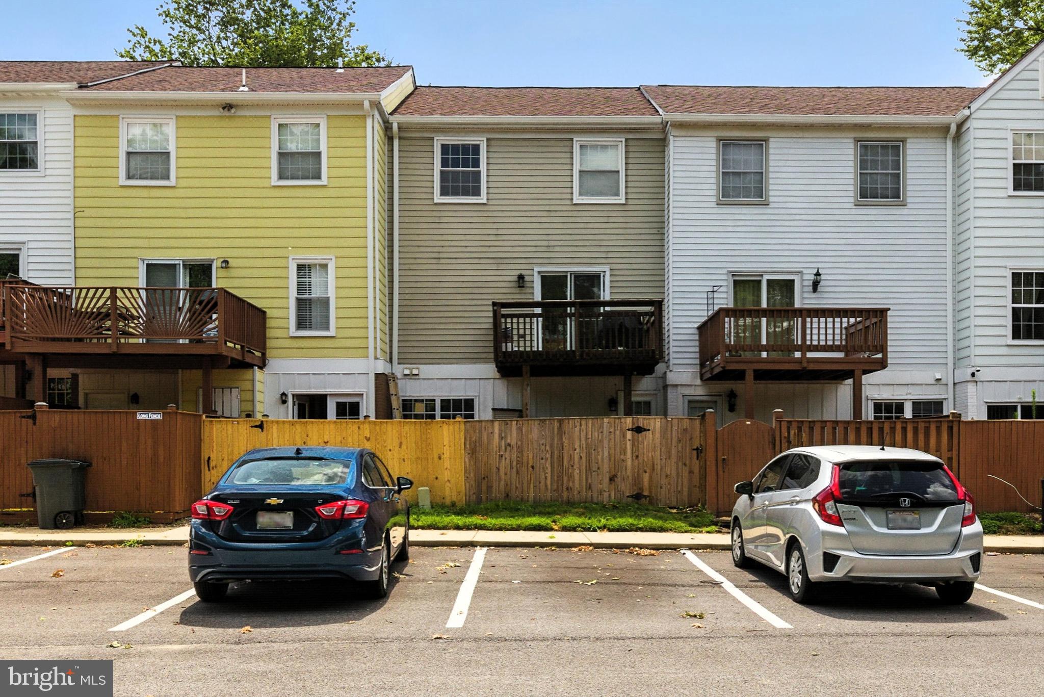 CROFTON MEWS CONDO - Residential