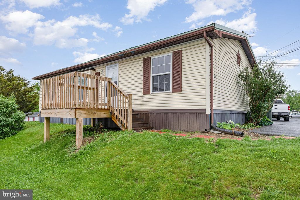Photo of 18 Crystal Drive, MANHEIM, PA 17545 (MLS # PALA2069990)