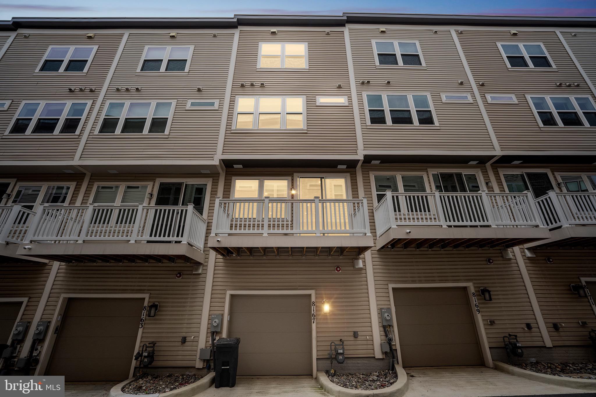 WESTSIDE AT SHADY GROVE METRO - Residential