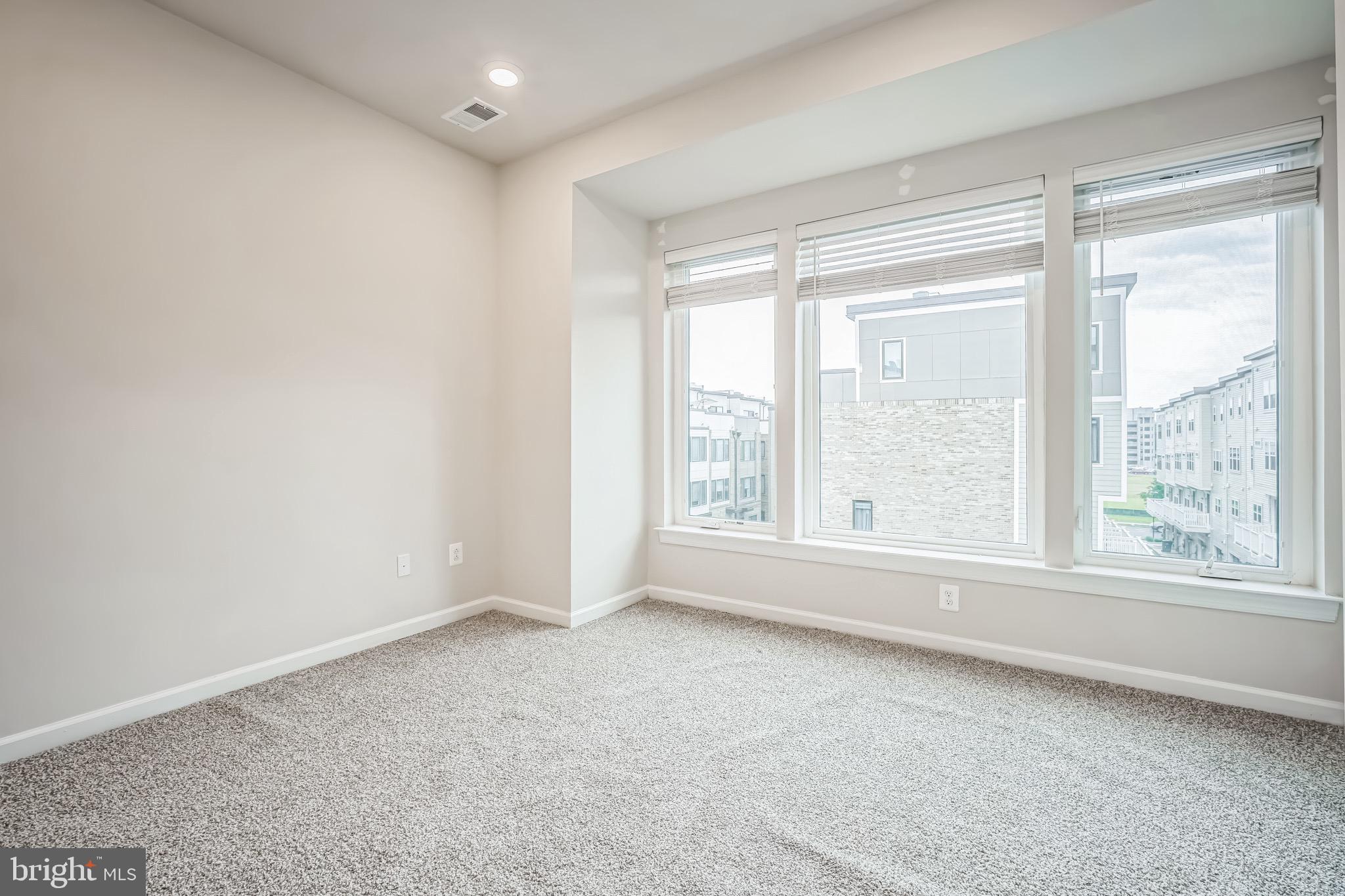 WESTSIDE AT SHADY GROVE METRO - Residential