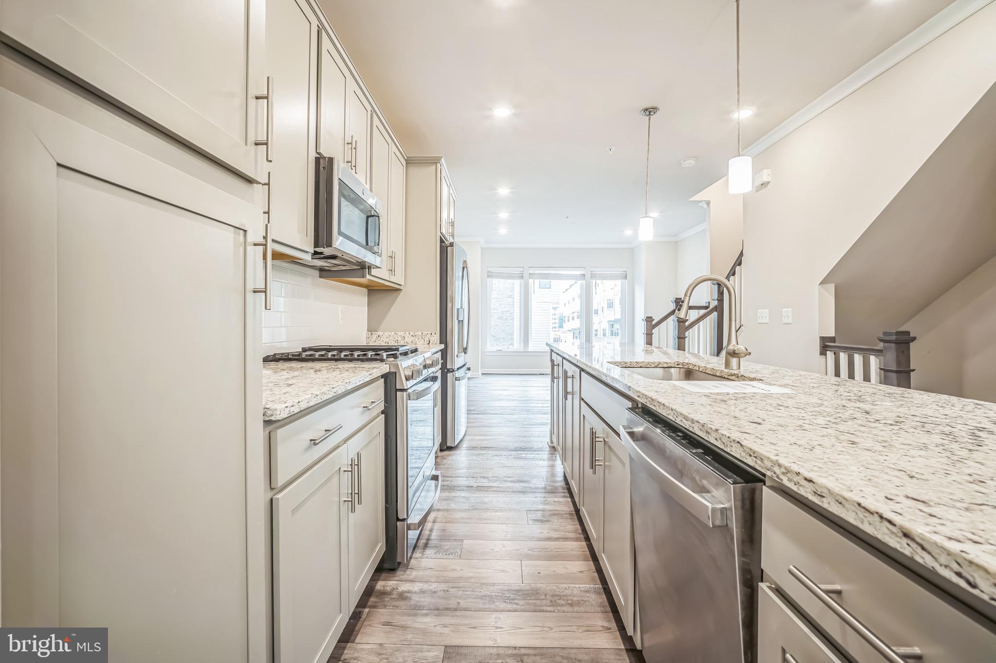 WESTSIDE AT SHADY GROVE METRO - Residential