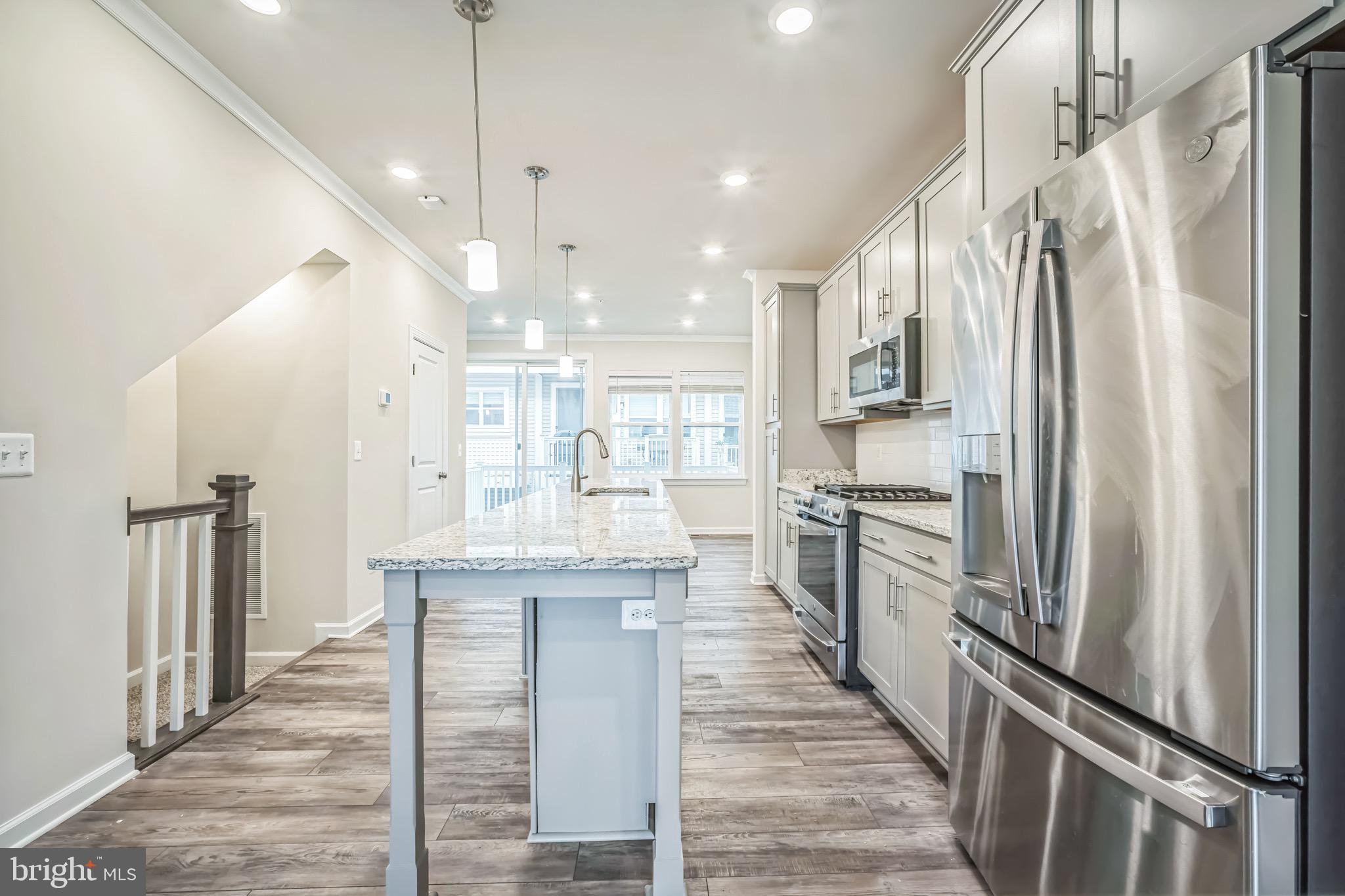 WESTSIDE AT SHADY GROVE METRO - Residential