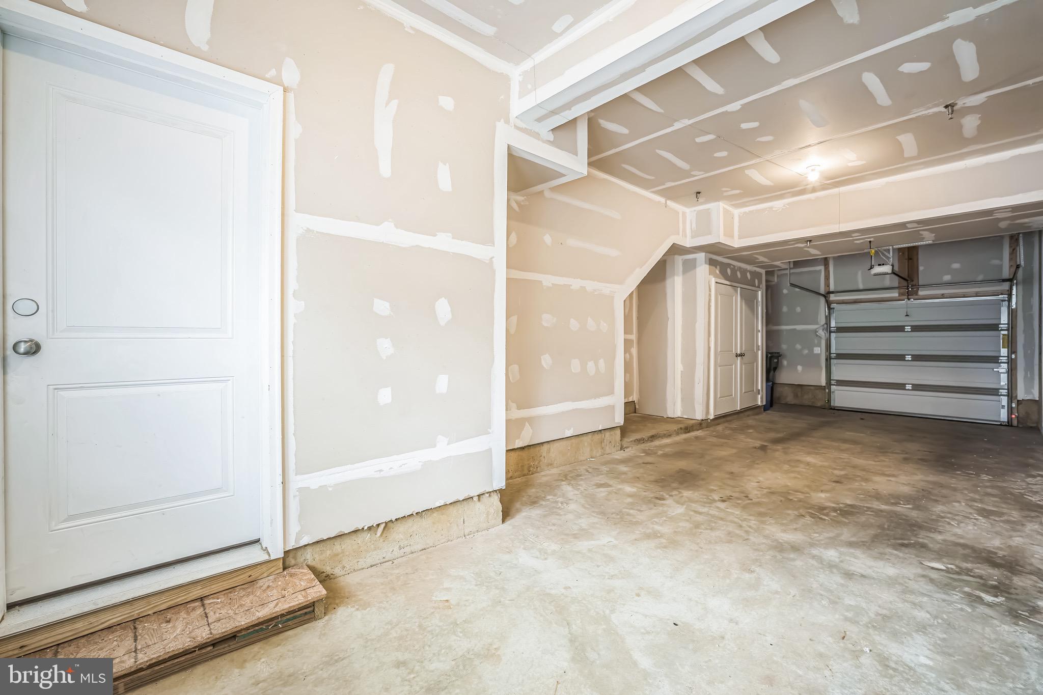 WESTSIDE AT SHADY GROVE METRO - Residential