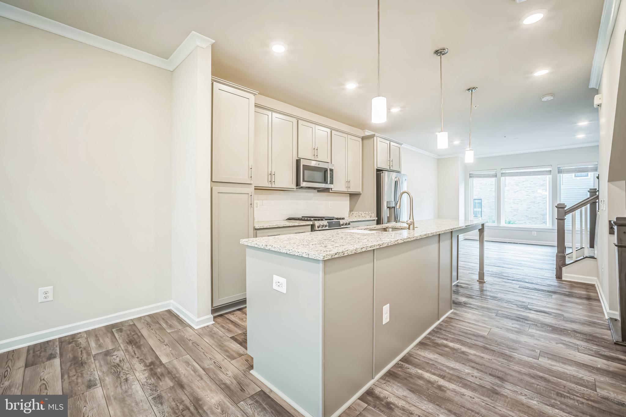 WESTSIDE AT SHADY GROVE METRO - Residential