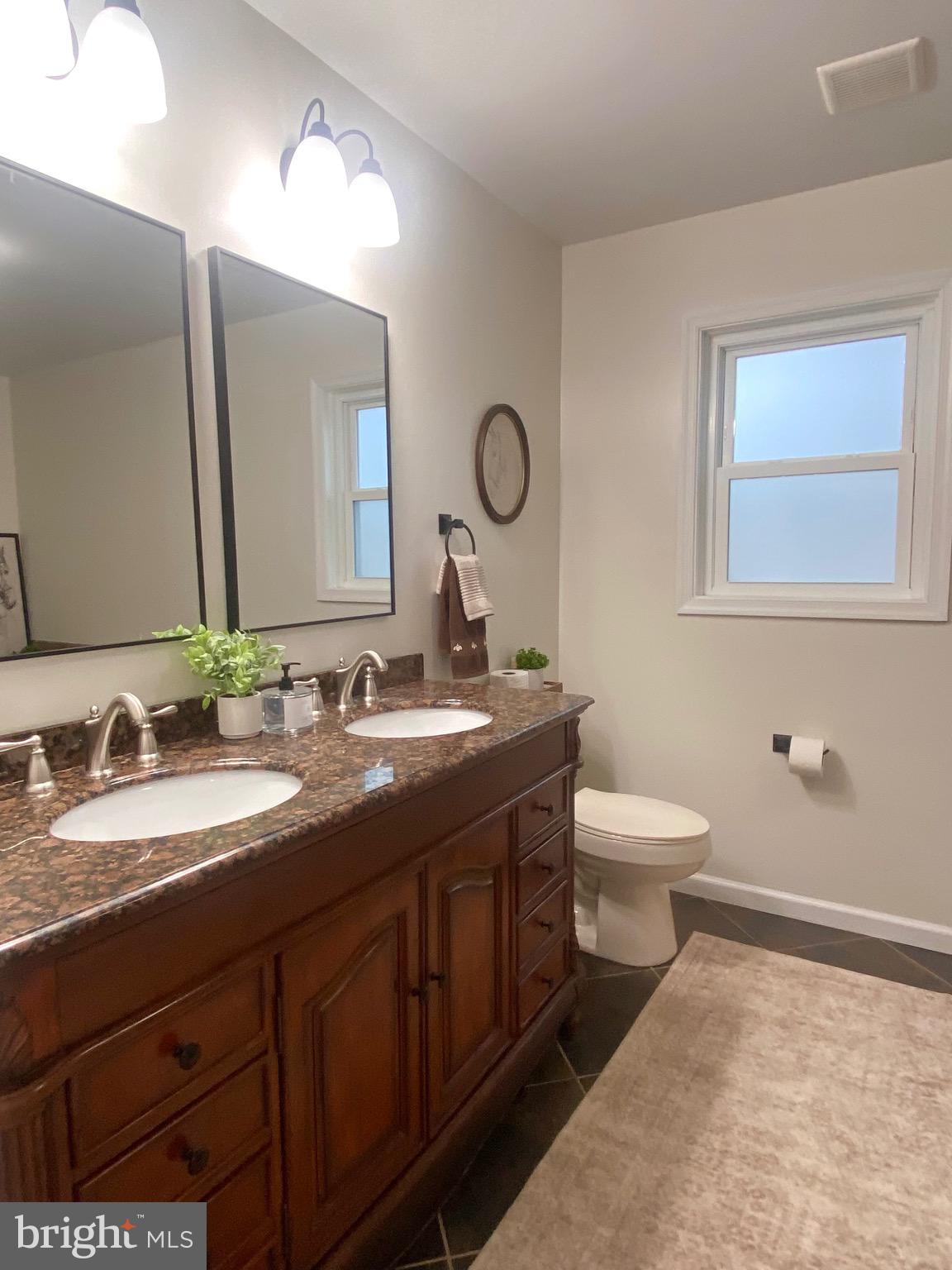 MARSHALL ESTATES - Residential