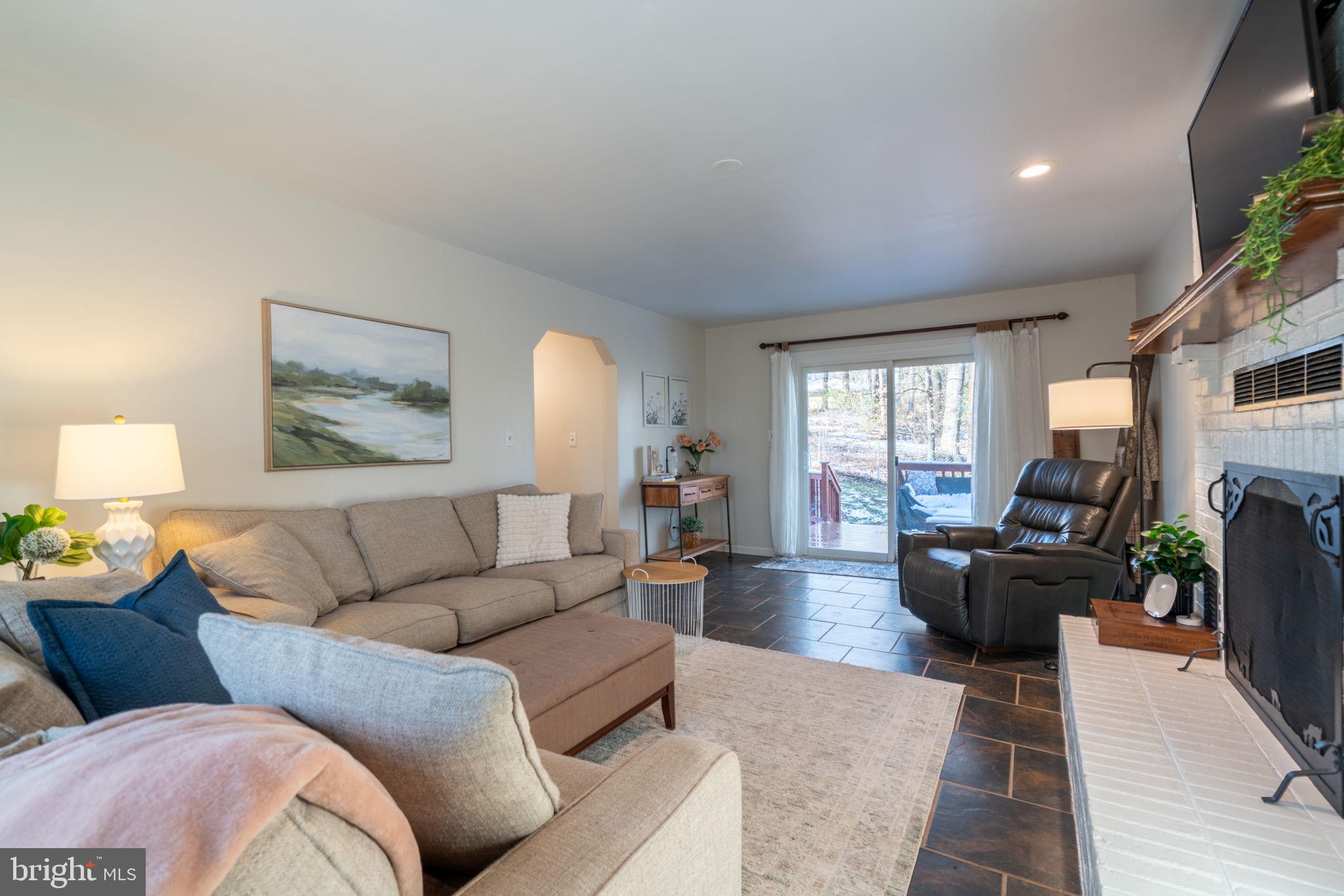 MARSHALL ESTATES - Residential