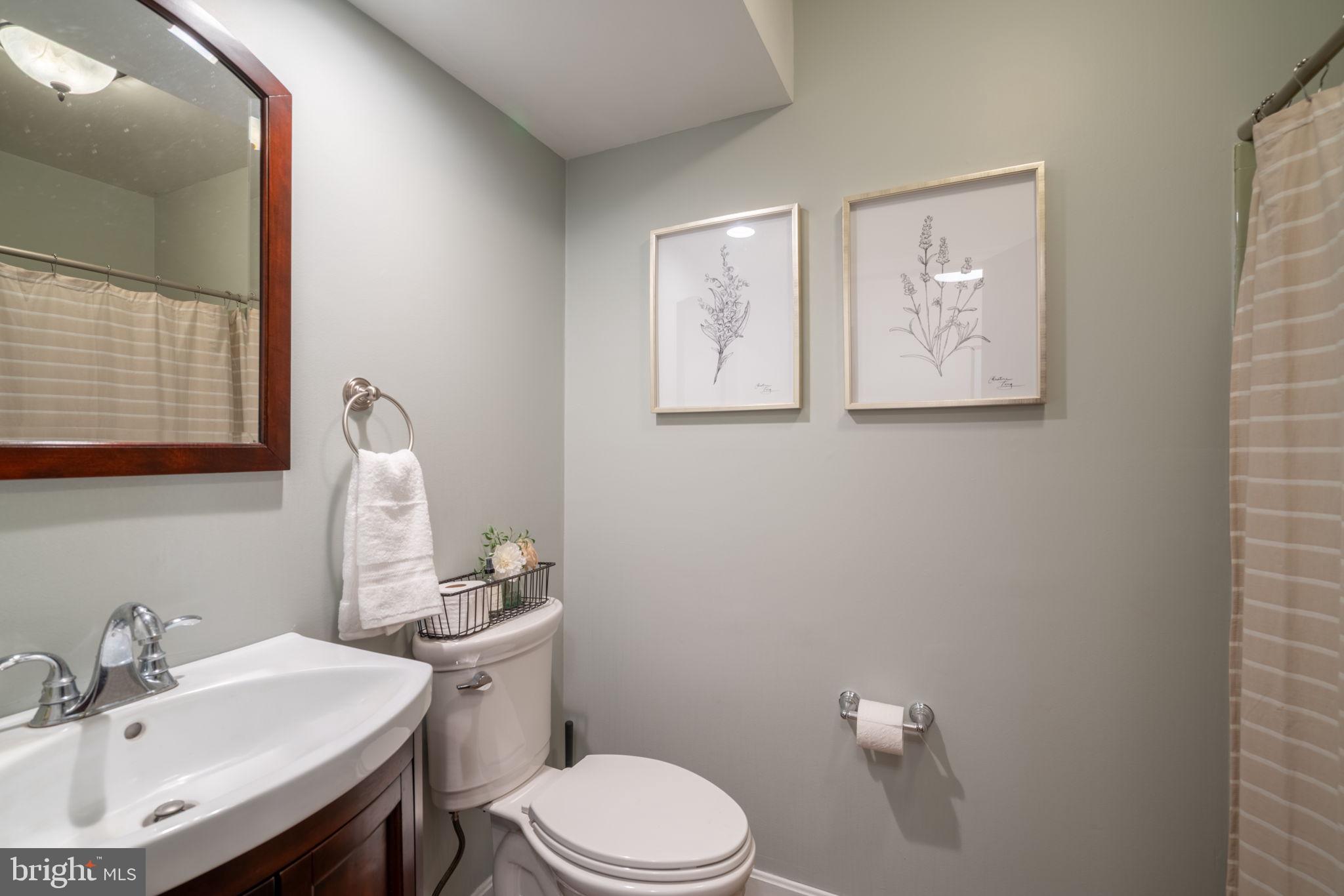 MARSHALL ESTATES - Residential