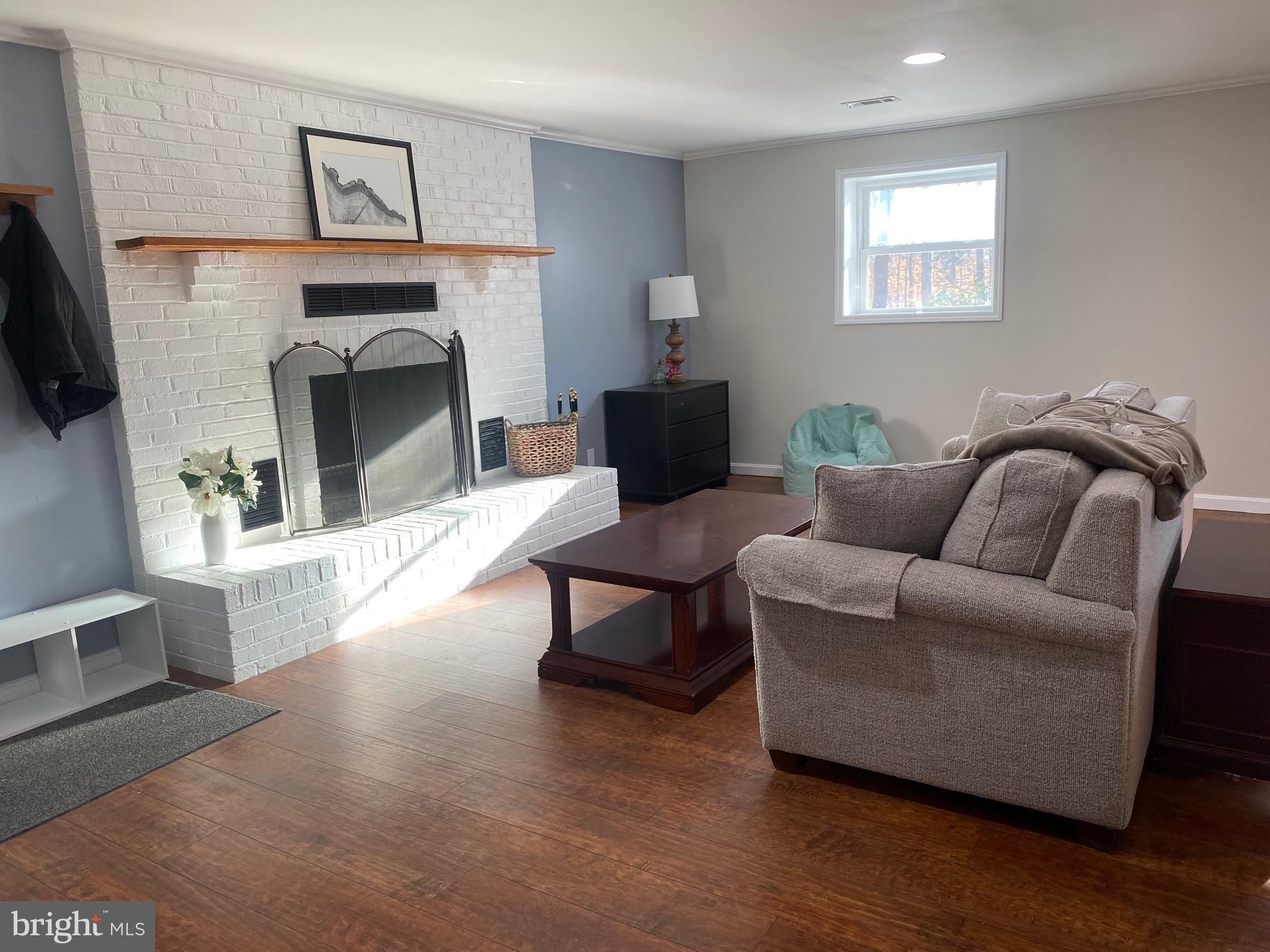 MARSHALL ESTATES - Residential