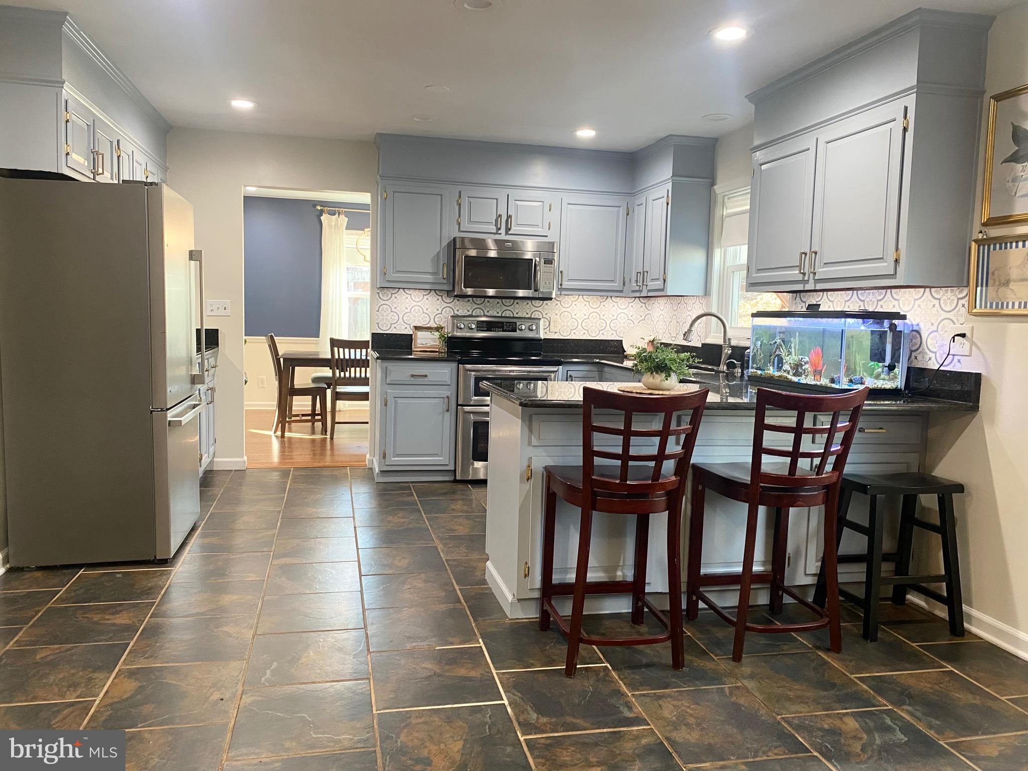 MARSHALL ESTATES - Residential