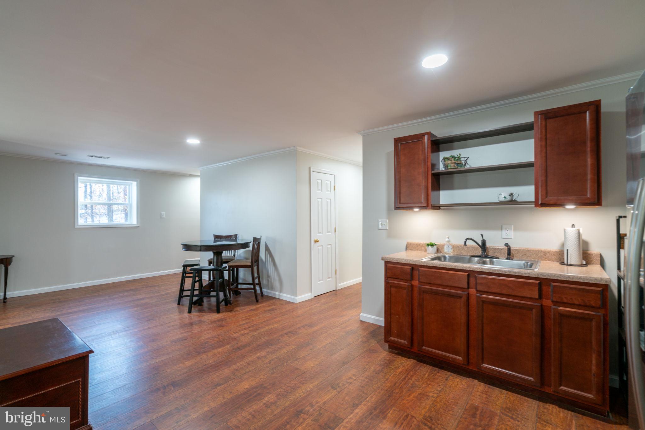 MARSHALL ESTATES - Residential