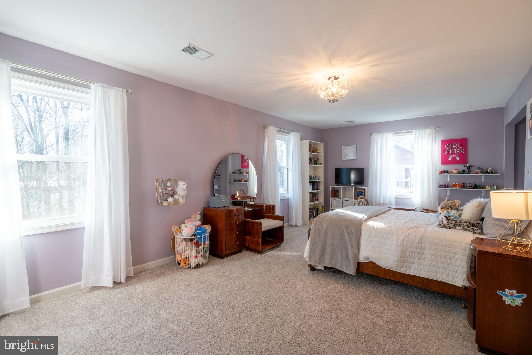 MARSHALL ESTATES - Residential