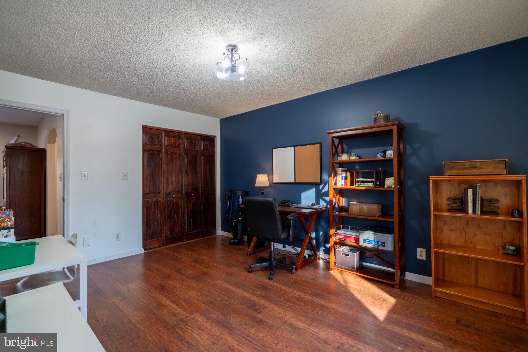 MARSHALL ESTATES - Residential