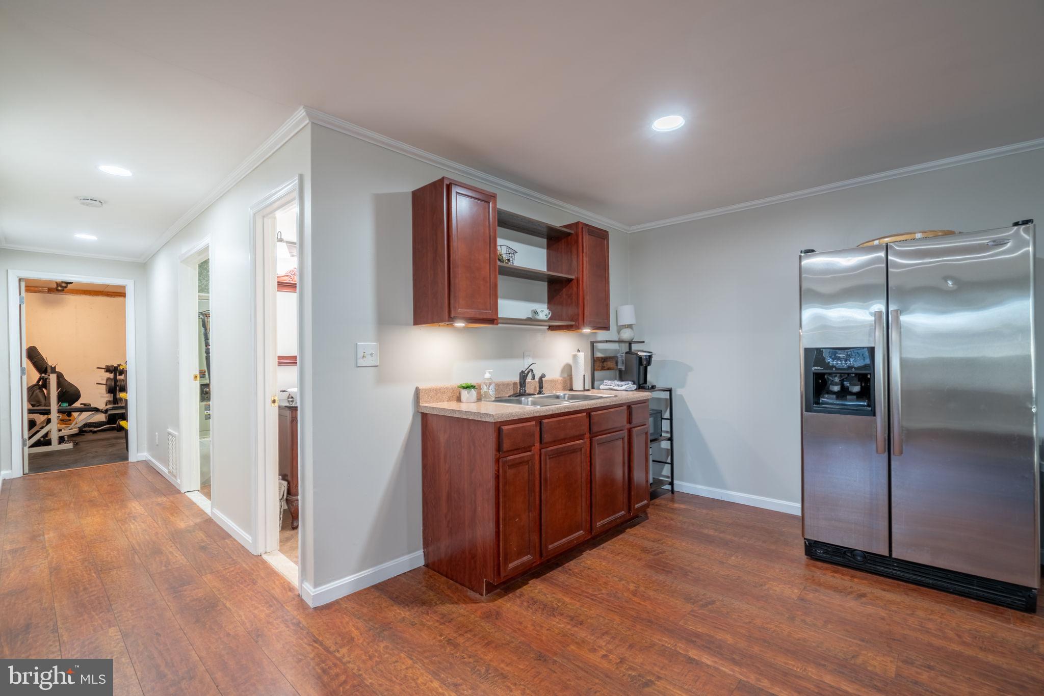 MARSHALL ESTATES - Residential