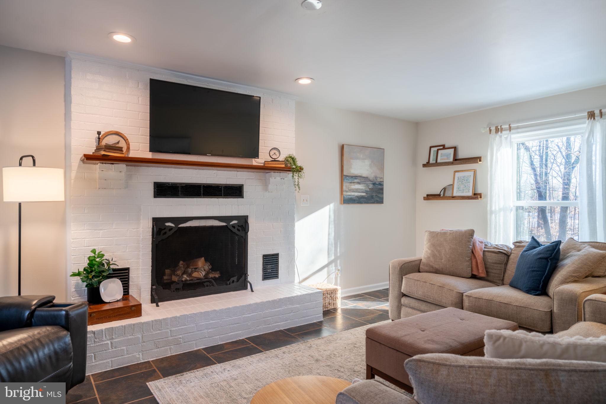 MARSHALL ESTATES - Residential