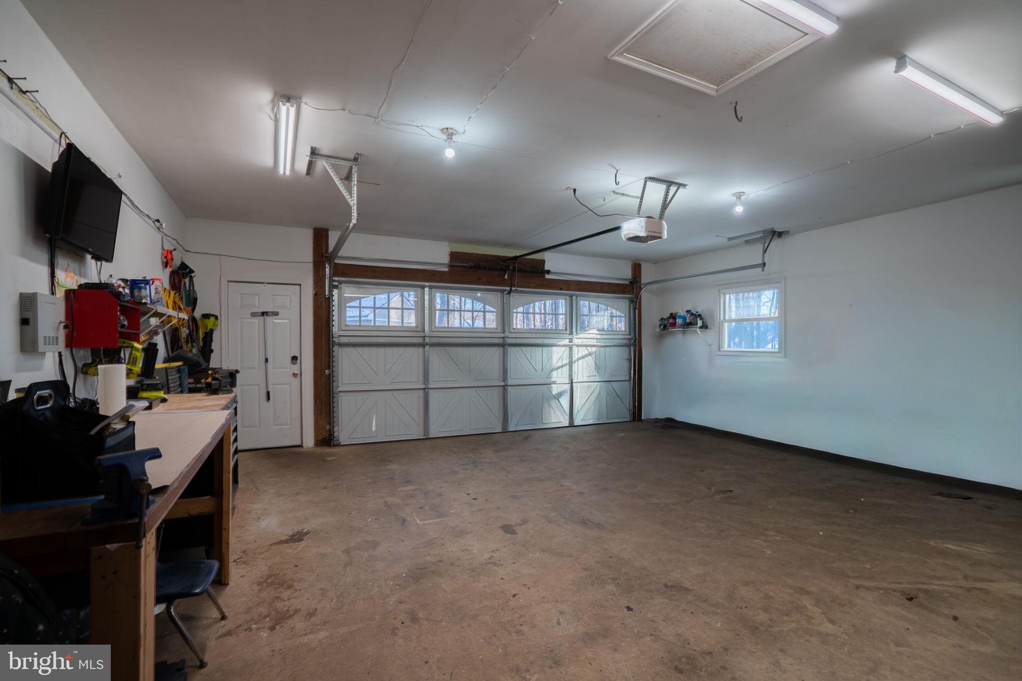 MARSHALL ESTATES - Residential