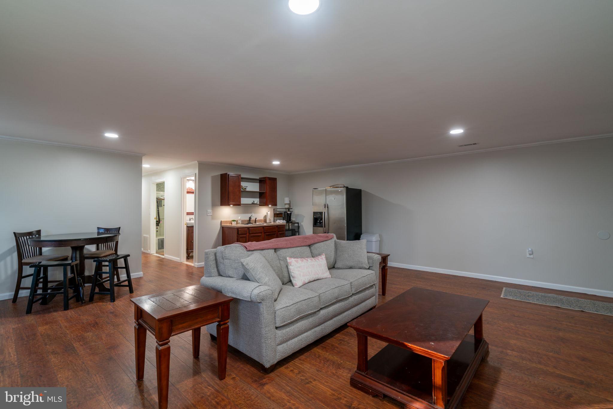 MARSHALL ESTATES - Residential