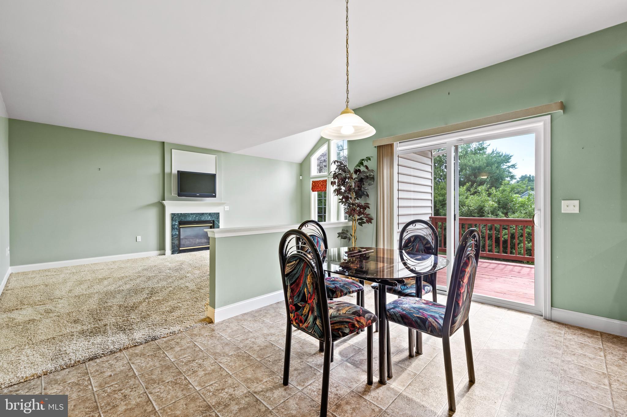 THE LAKES AT DONEGAL SPRINGS - Residential