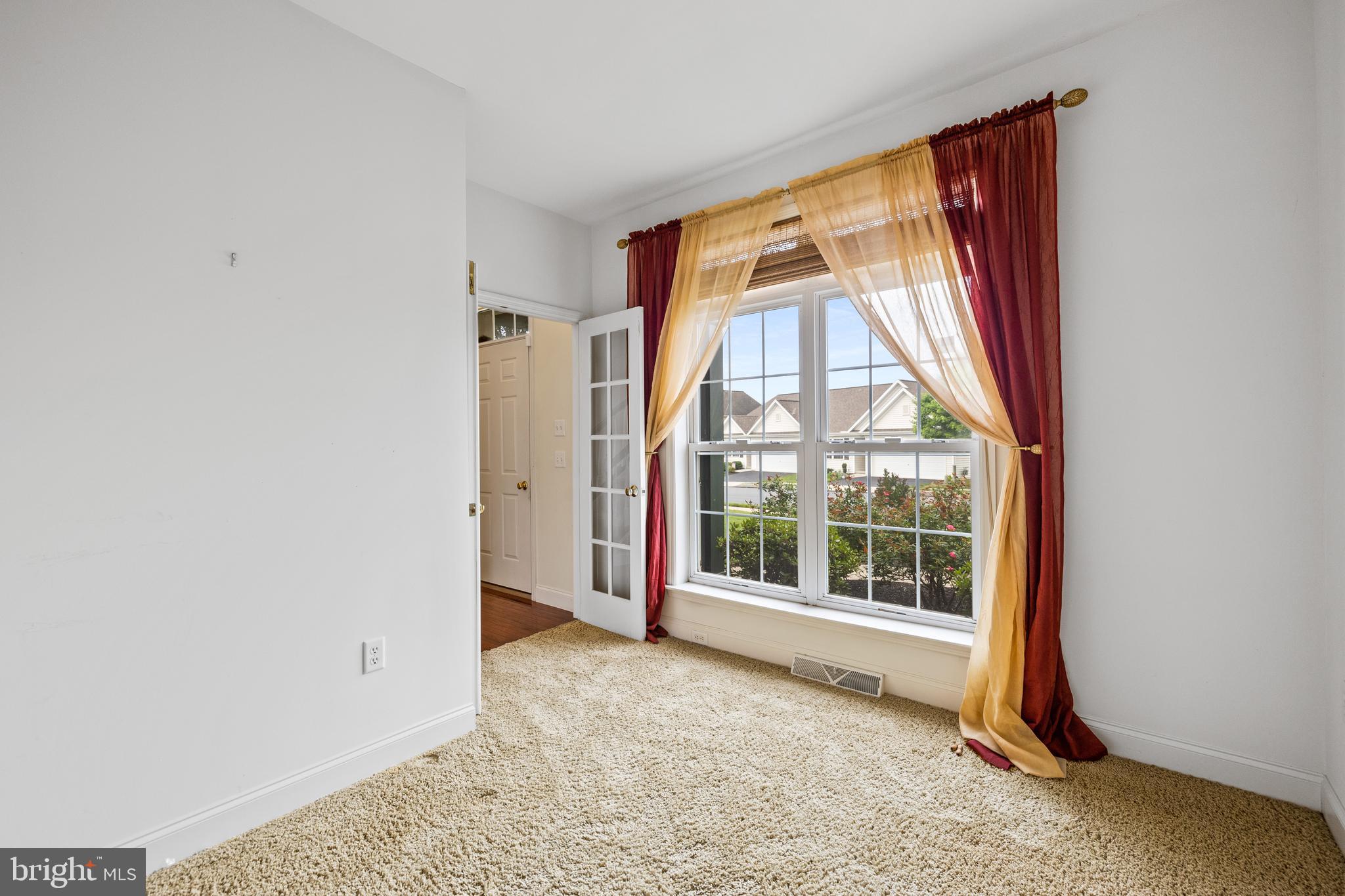 THE LAKES AT DONEGAL SPRINGS - Residential