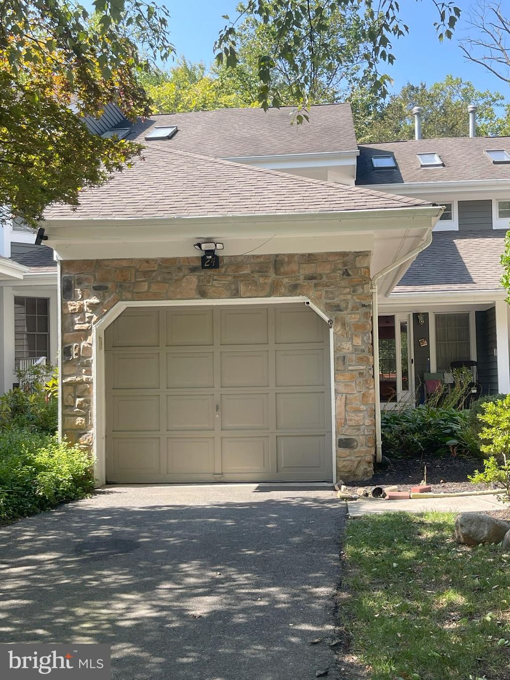Photo of 24 Ginger Court, PRINCETON, NJ 08540 (MLS # NJMX2010560)