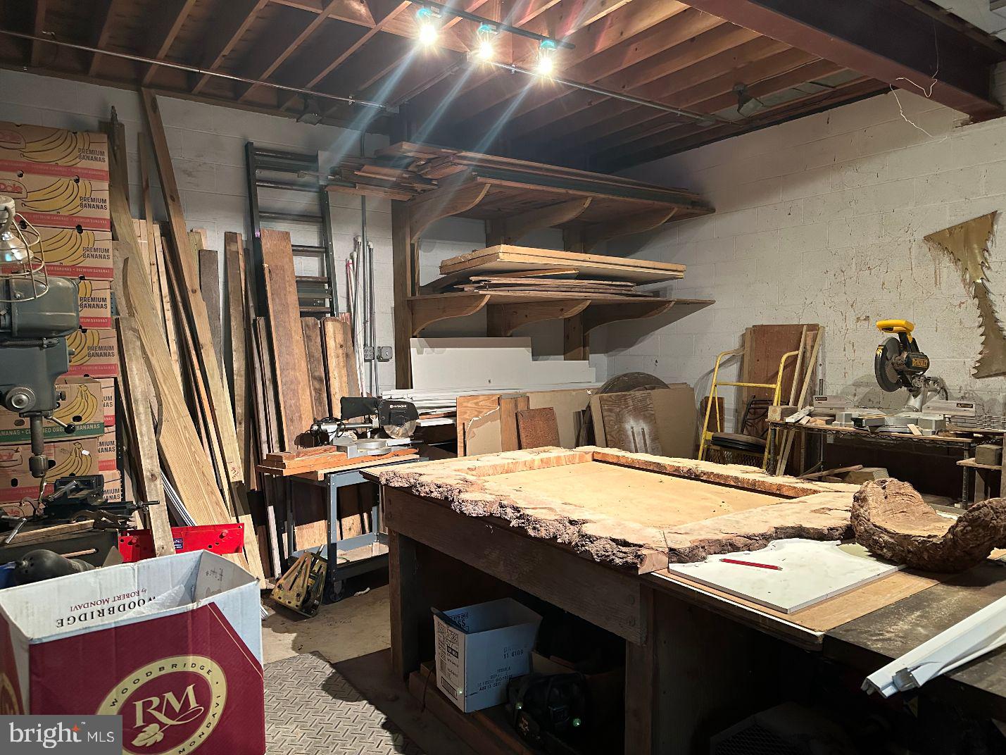 HIGHLAND - Residential