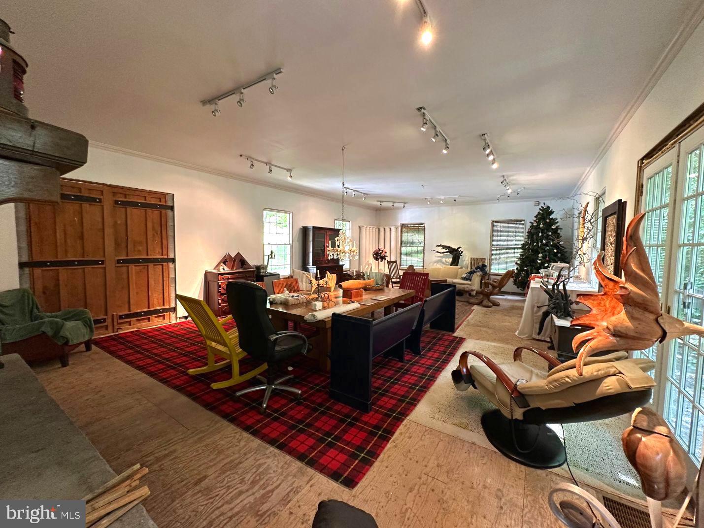 HIGHLAND - Residential