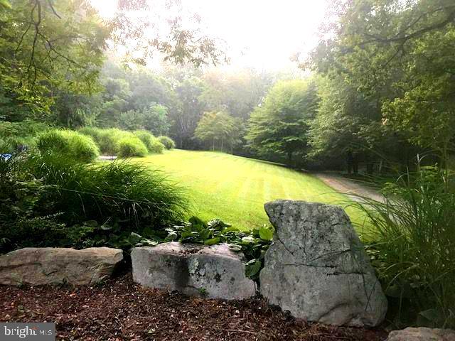 7244 MINK HOLLOW ROAD