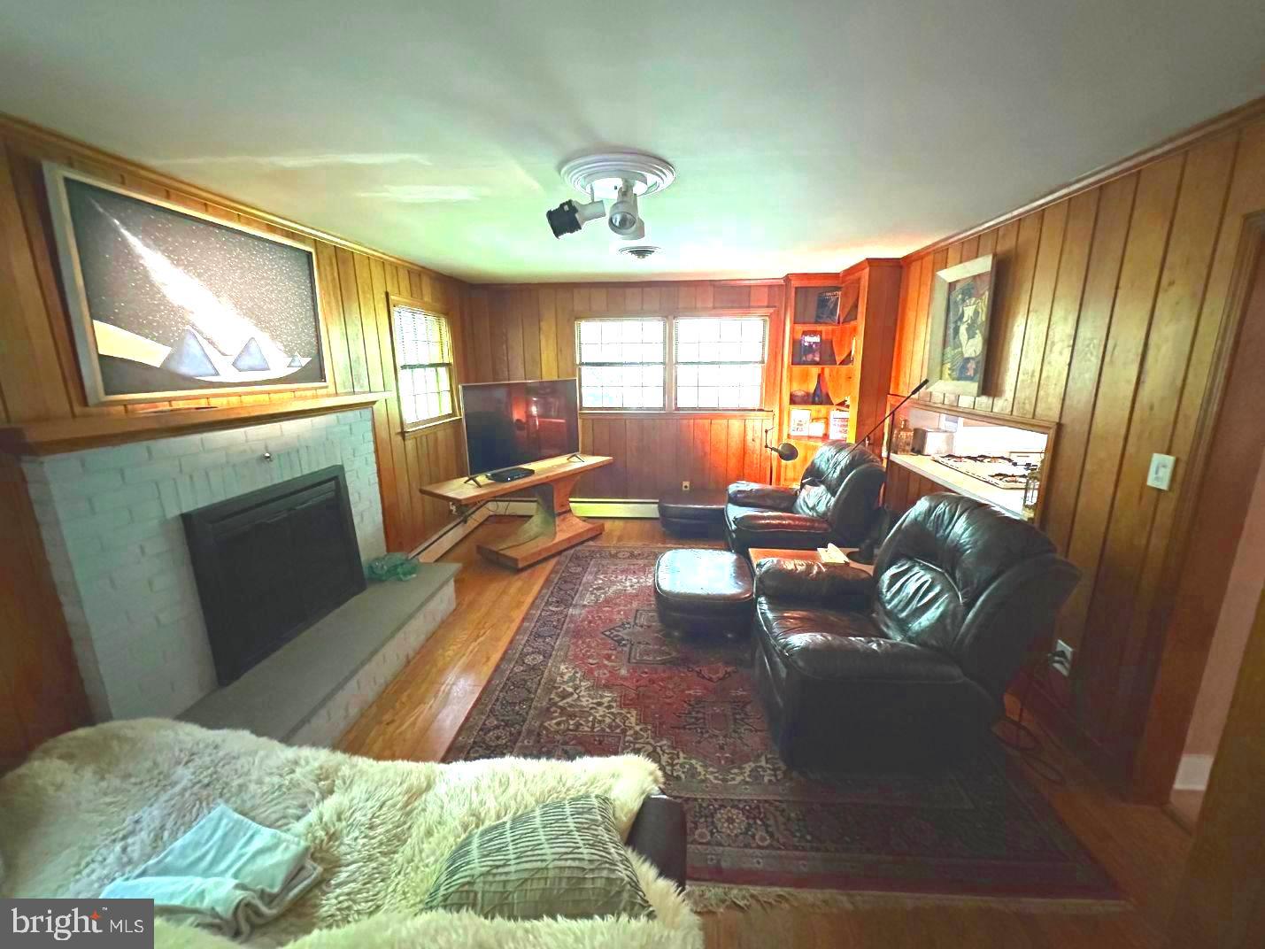 HIGHLAND - Residential