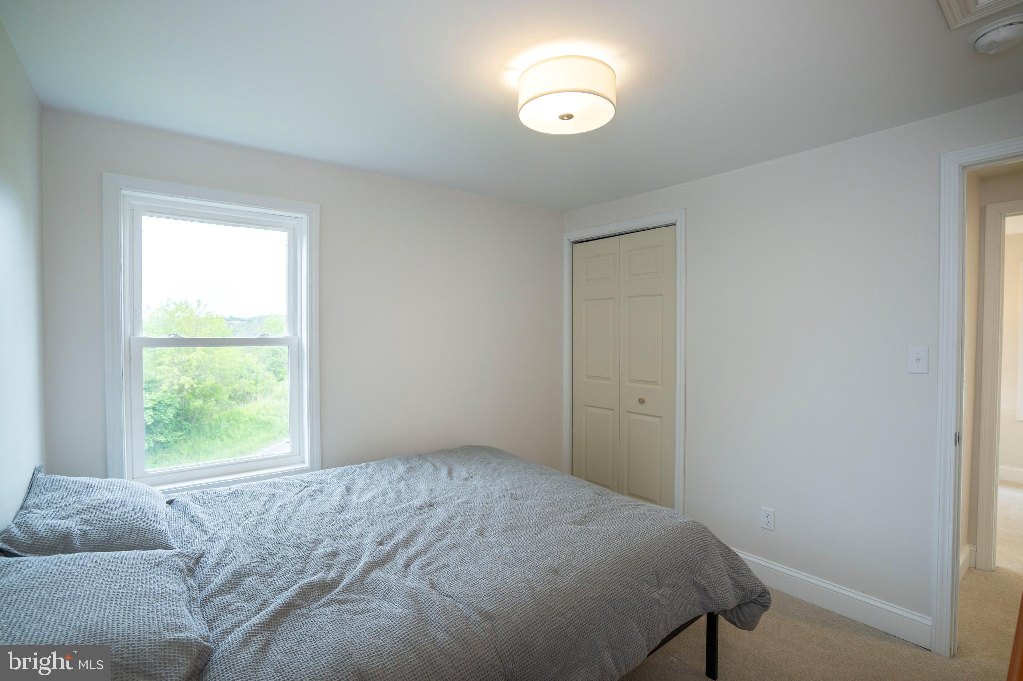 HALFMOON HILL - Residential