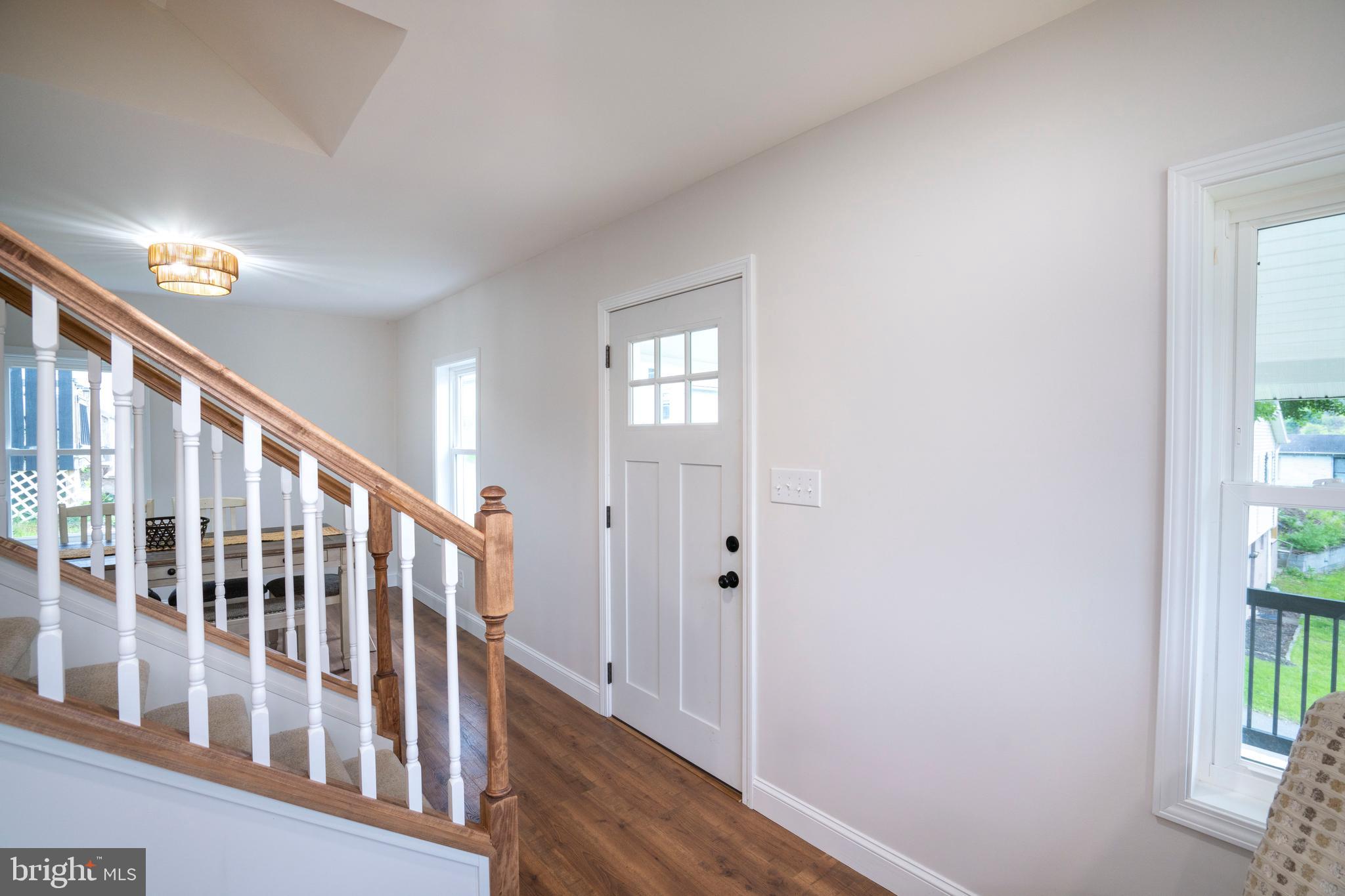 HALFMOON HILL - Residential