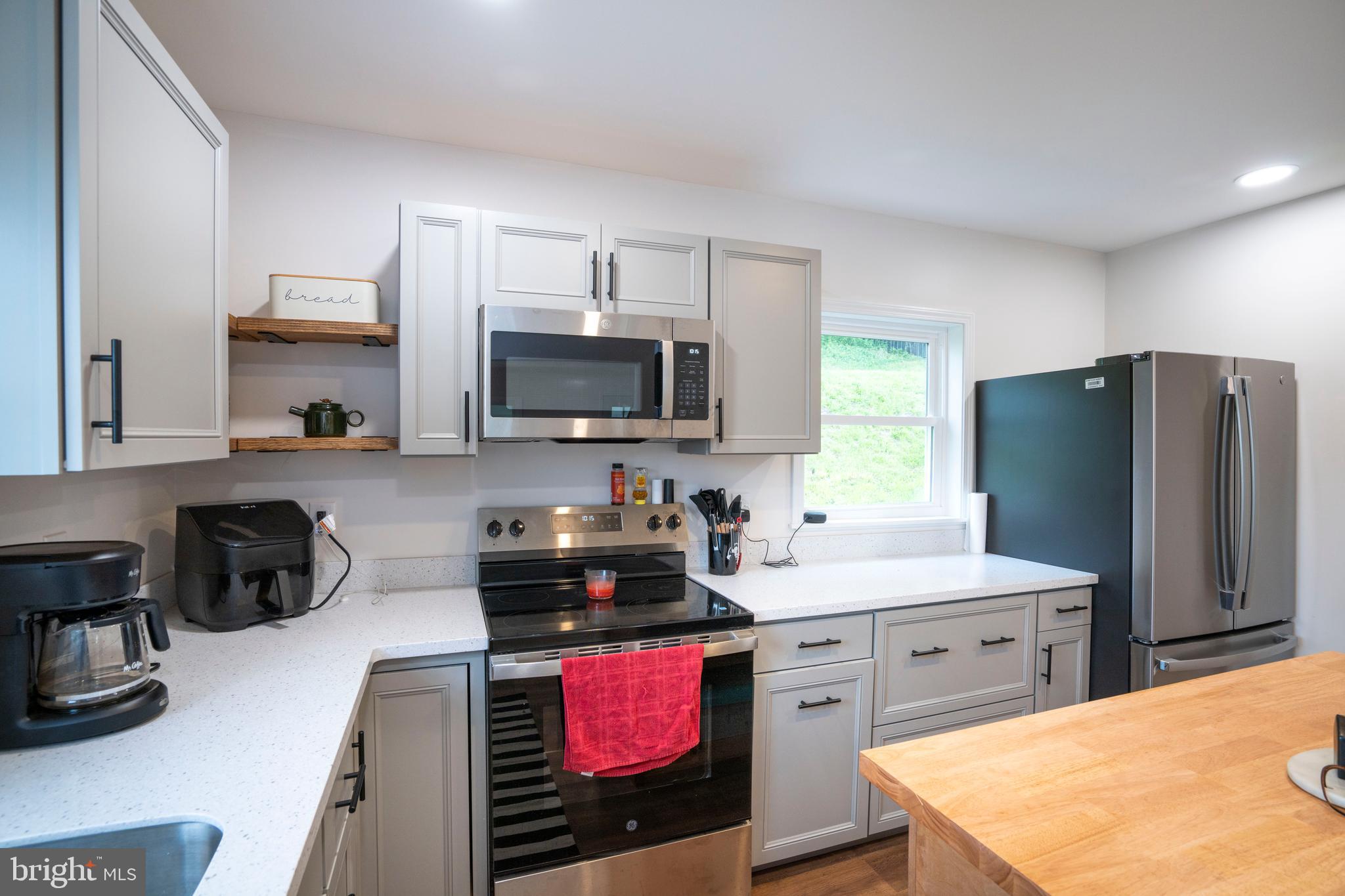 HALFMOON HILL - Residential
