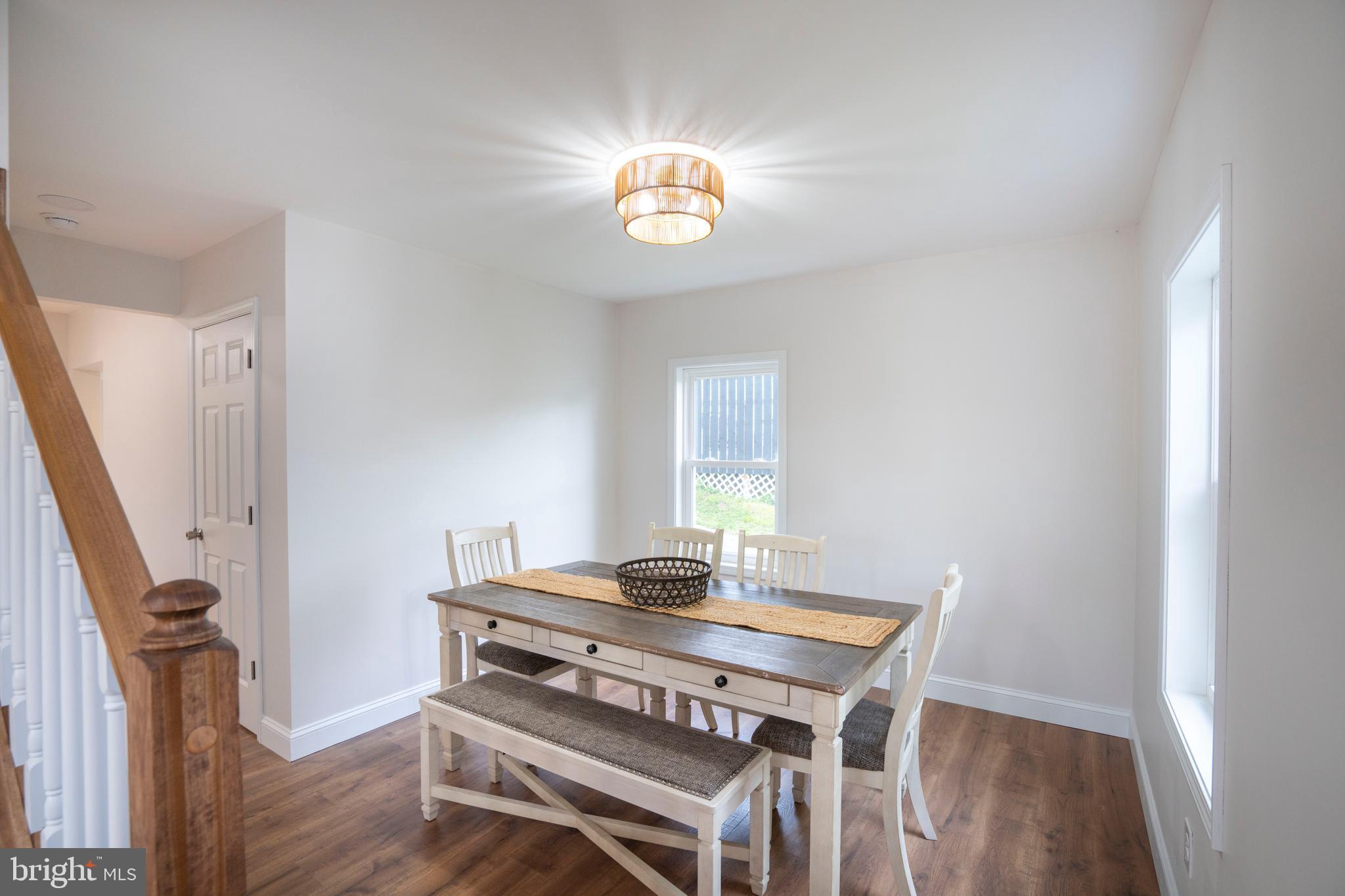 HALFMOON HILL - Residential