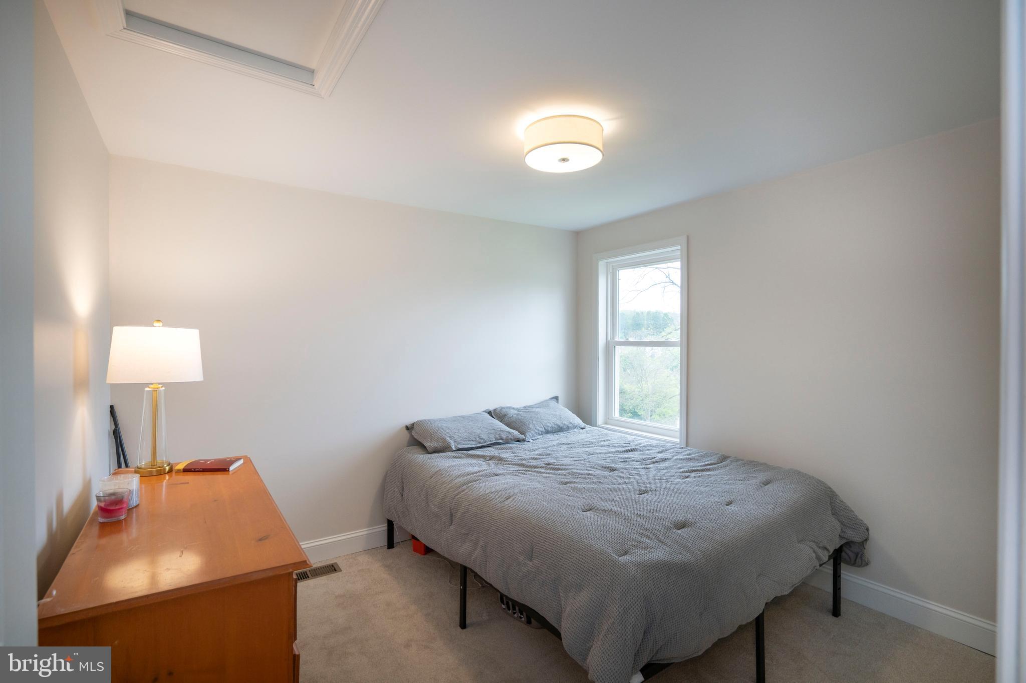 HALFMOON HILL - Residential