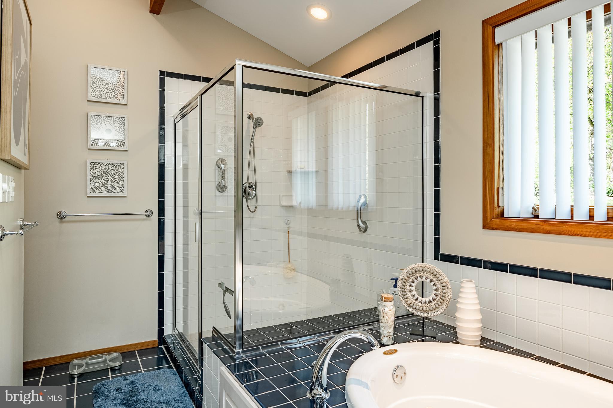 HIGHLANDS - Residential