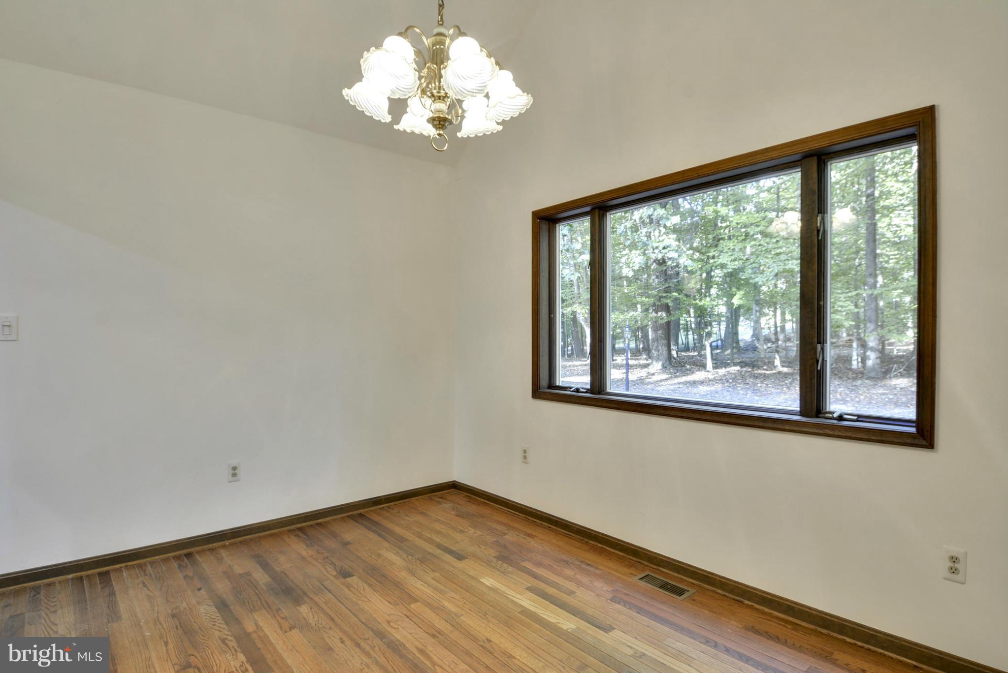 GLAYDIN ACRES - Residential