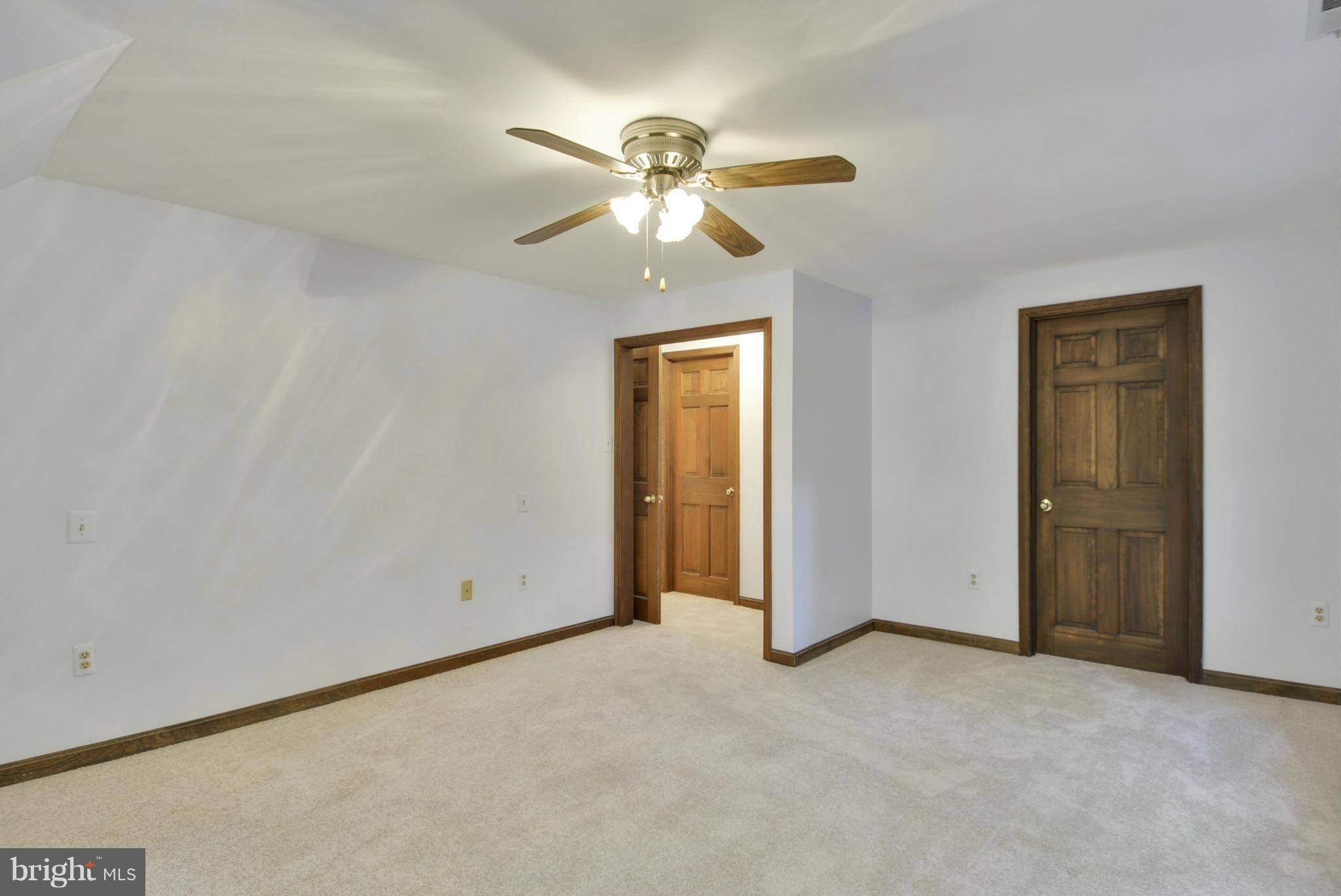 GLAYDIN ACRES - Residential