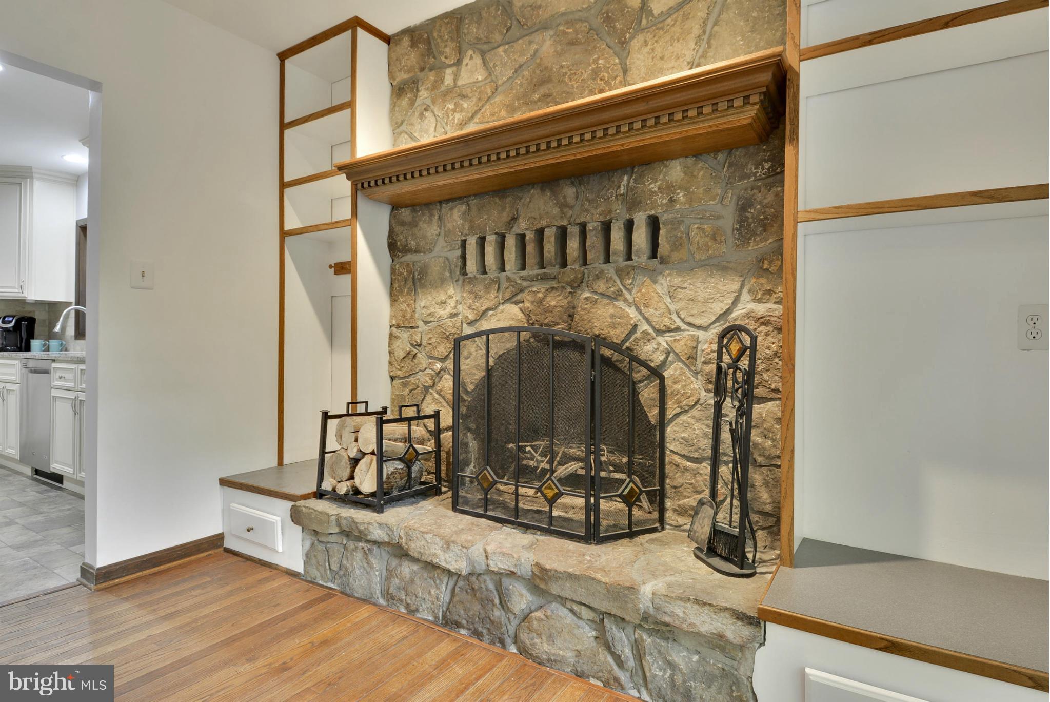 GLAYDIN ACRES - Residential