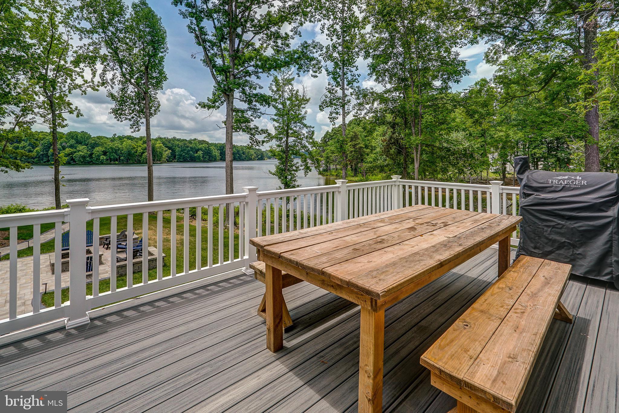 ELK CREEK LANDING - Residential